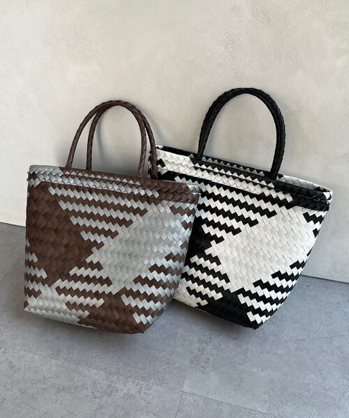 DouDou(ドゥドゥ)の「マルシェバッグ(ショルダーバッグ・レディース・ブラウン/ブラック・FREE)」の12枚目の写真