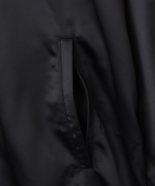 adidas ストライプサテンジャケット ブラック　M size Women's Adidas Three Stripe Full Zip Black Track Jacket EUC