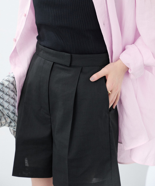 VERMEIL par iena(ヴェルメイユパーイエナ)の「ラミーストレッチショートパンツ(その他パンツ・レディース・ブラック/ブラウン・38/36)」の5枚目の写真
