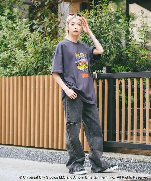 LB/S (エルビーエス)の「【ユニバーサル・ピクチャーズ】「BACK TO THE FUTURE」「E.T」オリジナルデザイン Tシャツ ドロップショルダー ビッグシルエット ユニセックス(Tシャツ/カットソー・メンズ・ブラック系その他/ホワイト系その他2/ブラック系その他2/ブルー系その他・MEDIUM/LARGE/X-LARGE)」の16枚目の写真