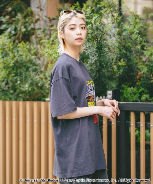 LB/S (エルビーエス)の「【ユニバーサル・ピクチャーズ】「BACK TO THE FUTURE」「E.T」オリジナルデザイン Tシャツ ドロップショルダー ビッグシルエット ユニセックス(Tシャツ/カットソー・メンズ・ブラック系その他/ホワイト系その他2/ブラック系その他2/ブルー系その他・MEDIUM/LARGE/X-LARGE)」の11枚目の写真