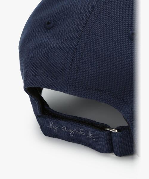 To b. by agnes b.（トゥービーバイアニエスベー）の「”To b.”ロゴ刺繍 キャップ（キャップ・レディース・ネイビー・FREE）」の5枚目の写真