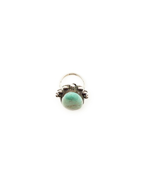 Indian Jewelry（インディアンジュエリー）の「THEATER シアター ティアドロップデザインターコイズシルバーリング Made in USA（リング・レディース・シルバー・#9）」の4枚目の写真