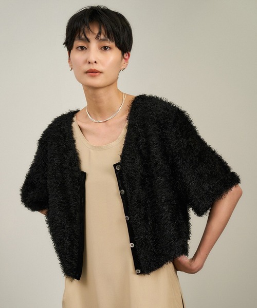 SALON adam et rope'（サロン アダム エ ロペ）の「前後2WAYフェザージャガードプルオーバー（その他トップス・レディース・ベージュ/ブラック・FREE）」の3枚目の写真