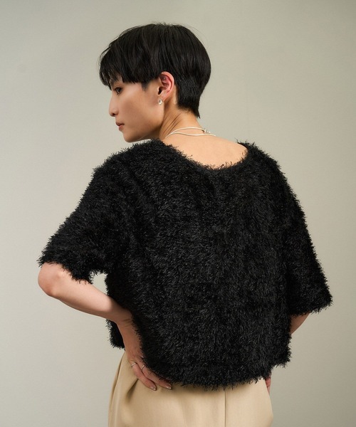 SALON adam et rope'（サロン アダム エ ロペ）の「前後2WAYフェザージャガードプルオーバー（その他トップス・レディース・ベージュ/ブラック・FREE）」の6枚目の写真