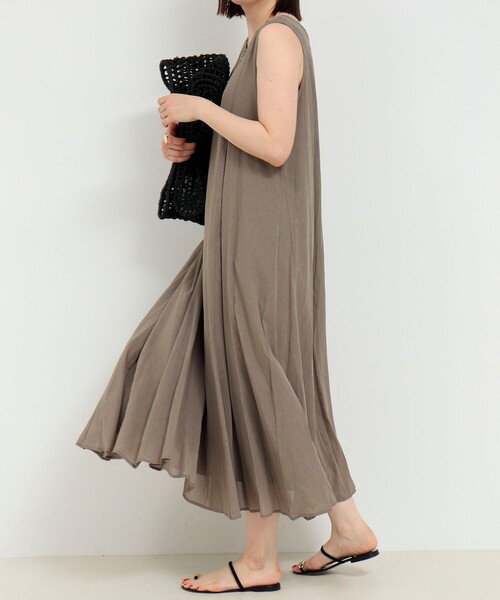 MICO COULIER（ミコクリエ）の「麻調シアー２WAYパネルフレアワンピース（ワンピース・レディース・パープル/カーキ/ブラック・38）」の10枚目の写真