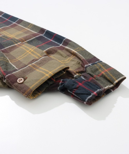 KRIFF MAYER Lady's Collection（クリフメイヤーレディースコレクション）の「【綿100％】ビエラフードシャツ（シャツ/ブラウス・レディース・カラフル/チャコール/その他5/ナチュラル/レッド/オリーブ・MEDIUM/LARGE）」の16枚目の写真