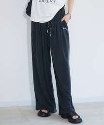 TRANOI. TORAロゴタックスウェットパンツ