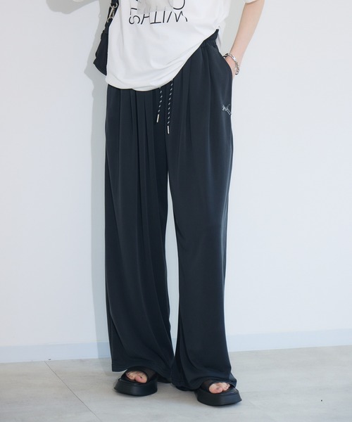Paradise Picnic(パラダイスピクニック)の「TRANOI. TORAロゴタックスウェットパンツ(スウェットパンツ・レディース・チャコールグレー/ブラック/ブルー・FREE)」の9枚目の写真