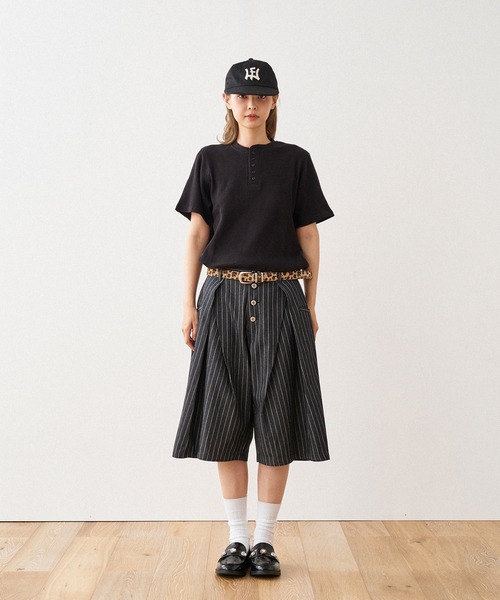 WISH FOR EVER(ウィッシュフォーエバー)の「DRAW CODE 5 BUTTON HENRY NECK THERMAL T-SHIRT / ドローコード5ボタンヘンリーネックサーマルTシャツ(Tシャツ/カットソー・メンズ・グレー/ワインレッド/ブラック/ネイビー・SMALL/MEDIUM/LARGE)」の5枚目の写真