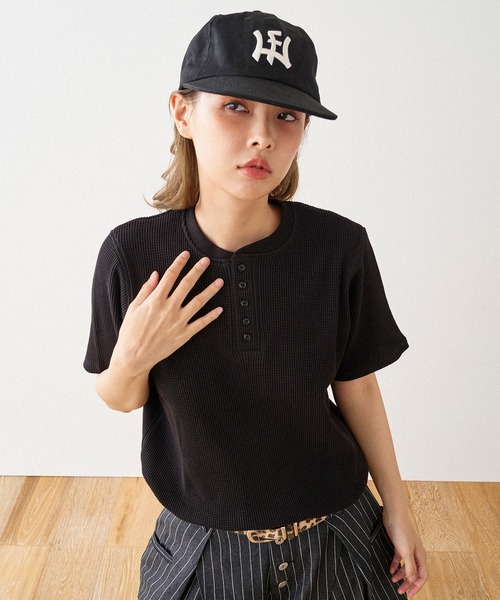 WISH FOR EVER(ウィッシュフォーエバー)の「DRAW CODE 5 BUTTON HENRY NECK THERMAL T-SHIRT / ドローコード5ボタンヘンリーネックサーマルTシャツ(Tシャツ/カットソー・メンズ・グレー/ワインレッド/ブラック/ネイビー・SMALL/MEDIUM/LARGE)」の18枚目の写真