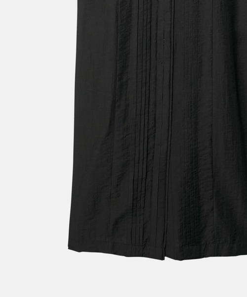 LE CIEL BLEU(ルシェルブルー)の「プリーテッドドレス / Pleated Dress(ワンピース・レディース・ブラック/オフホワイト/ライトブルー・38/36)」の13枚目の写真