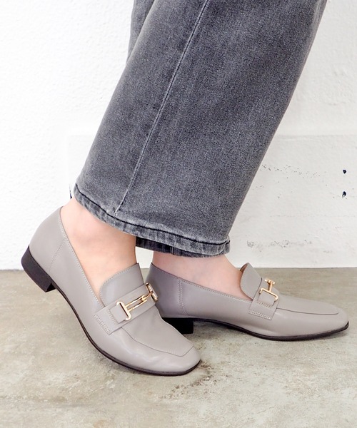 cava cava（サヴァサヴァ）の「ビットローファー　1320701（ローファー・レディース・ブラック/ブラウン/ライトグレー・22.5cm/23cm/23.5cm/24cm/24.5cm）」の3枚目の写真