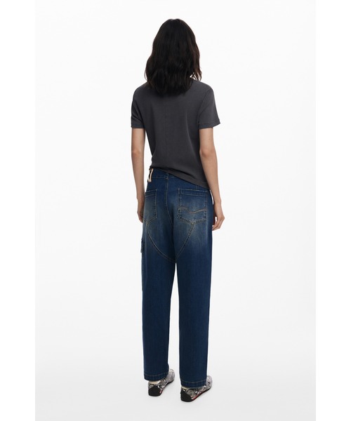 Desigual(デシグアル)の「リップス入りロゴTシャツ(Tシャツ/カットソー・レディース・ブラック・XL/L/M/S/XS)」の5枚目の写真