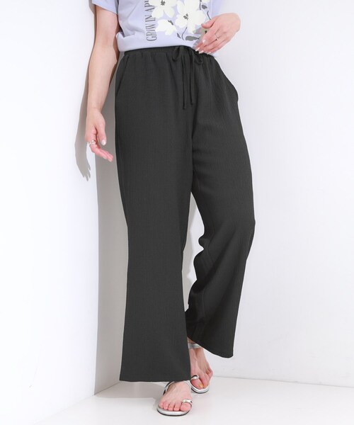 Cutie Blonde（キューティーブロンド）の「【S-LL/セットアップ可】リラックスカジュアルに ぽこぽこイージーパンツ（その他パンツ・レディース・ブラック/グリーン/ホワイト・04/03/02/01）」の2枚目の写真