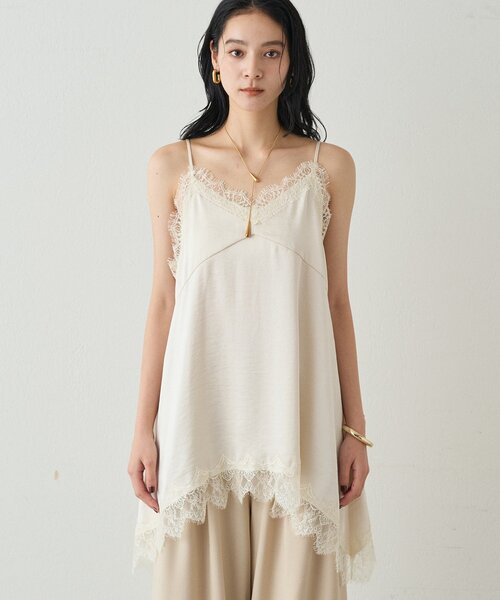 【新品未使用】LOUNGEDRESS レースキャミ アイボリー レースキャミ(キャミソール)|LOUNGEDRESS(ラウンジドレス