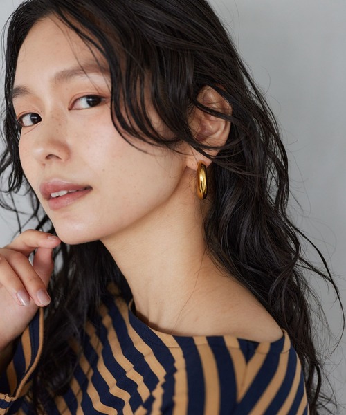 BARNYARDSTORM（バンヤードストーム）の「BARNYARDSTORM / 中空カールピアス 【『VERY』YouTube紹介アイテム】（ピアス（両耳用）・レディース・シルバー/ゴールド・FREE）」の13枚目の写真