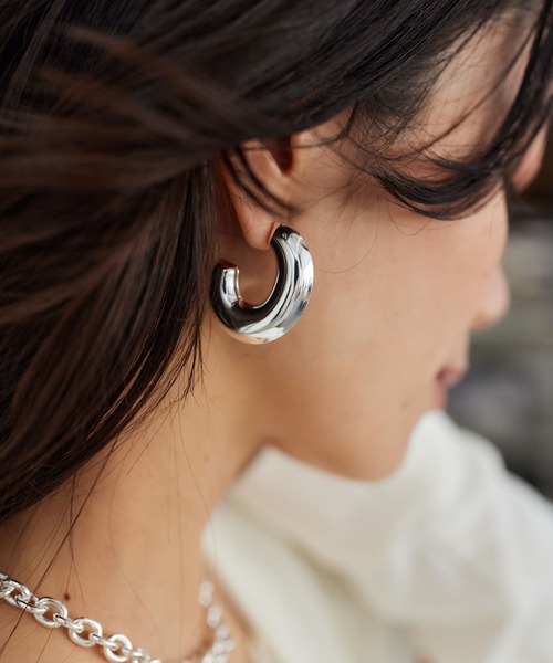 BARNYARDSTORM（バンヤードストーム）の「BARNYARDSTORM / 中空カールピアス 【『VERY』YouTube紹介アイテム】（ピアス（両耳用）・レディース・シルバー/ゴールド・FREE）」の17枚目の写真