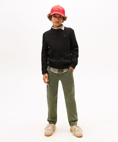 TOMMY HILFIGER（トミーヒルフィガー）の「BOYS ケーブル編みセーター（ニット/セーター・キッズ・オートミール/レッド/ブラック・160cm/130cm/140cm/150cm）」の5枚目の写真