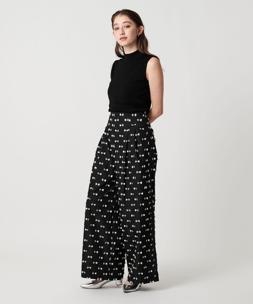 UNITED ARROWS（ユナイテッドアローズ）の「リボン カットジャガード ワイド パンツ ‐ウォッシャブル‐（その他パンツ・レディース・ネイビー/ブラック・38/36）」の3枚目の写真