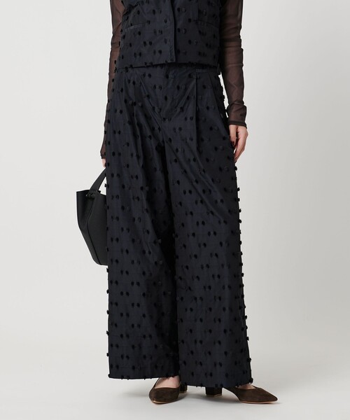 UNITED ARROWS（ユナイテッドアローズ）の「リボン カットジャガード ワイド パンツ ‐ウォッシャブル‐（その他パンツ・レディース・ネイビー/ブラック・38/36）」の4枚目の写真