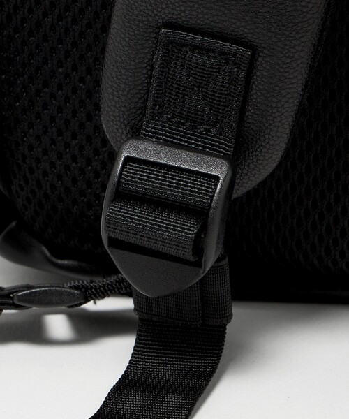 UNITED ARROWS（ユナイテッドアローズ）の「AGS DAILY BACKPACK/リュック（バックパック/リュック・メンズ・ブラック・FREE）」の6枚目の写真
