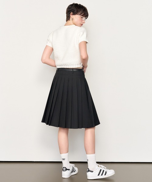 GENERAL IDEA（ジェネラルアイデア）の「GENERAL IDEA/ジェネラルアイディア fine pleats midi skirt スカート（スカート・レディース・ブラック/ベージュ/ホワイト・M/L/S）」の17枚目の写真