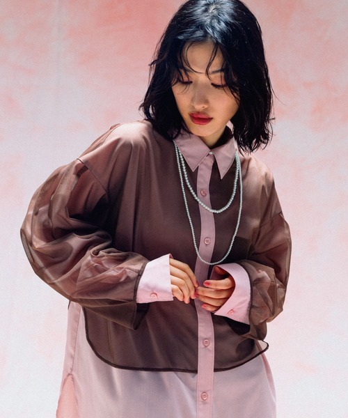 LEPSIM（レプシィム）の「チュール重ねシャツチュニック　571315（シャツ/ブラウス・レディース・ブルー/チャコールグレー/イエロー/ブラウン/ピンク・FREE）」の17枚目の写真