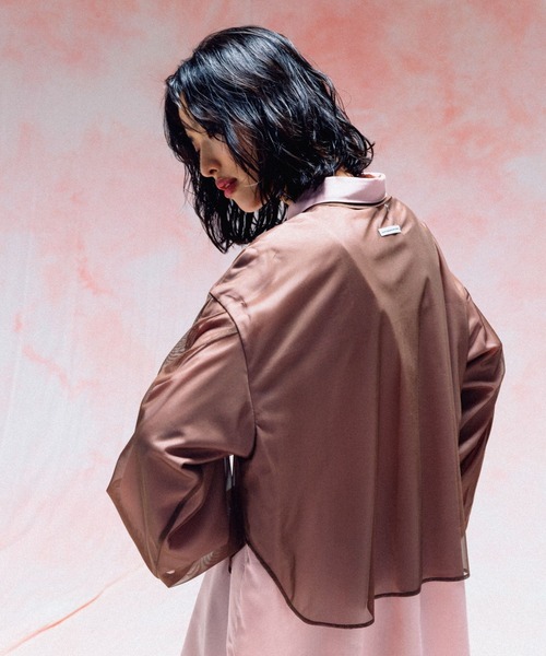 LEPSIM（レプシィム）の「チュール重ねシャツチュニック　571315（シャツ/ブラウス・レディース・ブルー/チャコールグレー/イエロー/ブラウン/ピンク・FREE）」の13枚目の写真