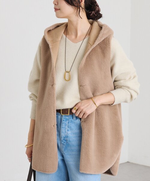 RIVE DROITE(リヴドロワ)の「【シーズンムード高まる】エコファーフードジレ(その他アウター・レディース・グレー系その他/モカ・FREE)」の2枚目の写真