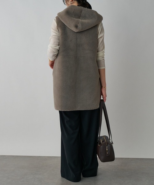 RIVE DROITE(リヴドロワ)の「【シーズンムード高まる】エコファーフードジレ(その他アウター・レディース・グレー系その他/モカ・FREE)」の7枚目の写真