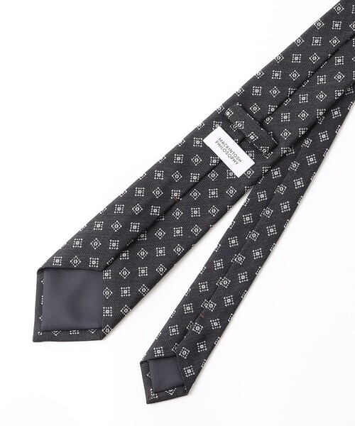 MACKINTOSH PHILOSOPHY(マッキントッシュ フィロソフィー)の「スクエア小紋 レギュラータイ(ネクタイ・メンズ・チャコールグレー/ダークネイビー・FREE)」の7枚目の写真
