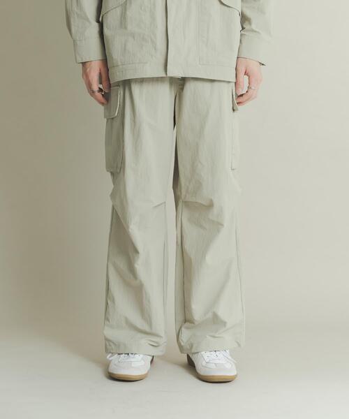 SENSE OF PLACE by URBAN RESEARCH（センスオブプレイスバイアーバンリサーチ）の「ユーティリティーカーゴワイドパンツ（その他パンツ・メンズ・ブラック/ライトベージュ/パープル・MEDIUM/LARGE）」の7枚目の写真