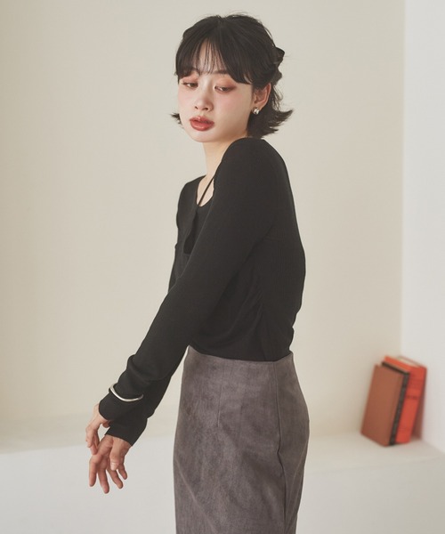 LAULEN(ローレン)の「asymmetry docking knit /アシンメトリーレイヤードデザインニットトップス(ニット/セーター・レディース・ブラック/チャコールグレー/ブラウン/アイボリー・FREE)」の15枚目の写真
