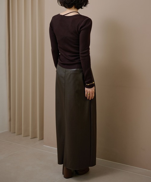 LAULEN(ローレン)の「asymmetry docking knit /アシンメトリーレイヤードデザインニットトップス(ニット/セーター・レディース・ブラック/チャコールグレー/ブラウン/アイボリー・FREE)」の9枚目の写真