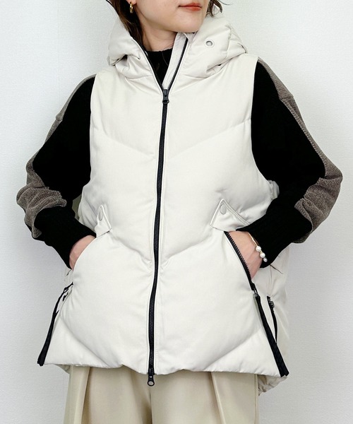 PICCIN（ピッチン）の「フードダウンベスト（ダウンベスト・レディース・オフホワイト/ブラック・M）」の10枚目の写真
