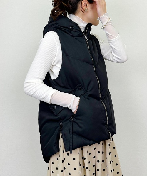 PICCIN（ピッチン）の「フードダウンベスト（ダウンベスト・レディース・オフホワイト/ブラック・M）」の20枚目の写真