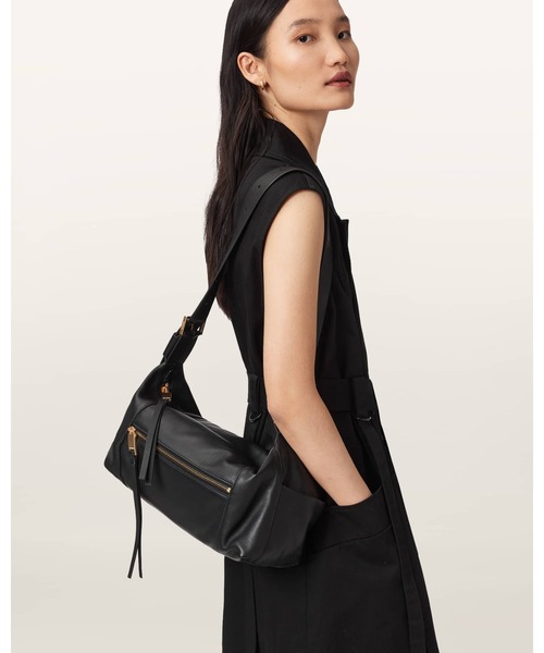 VEGA LEATHER SHOULDER BAG | VEGA レザー ショルダー バッグ