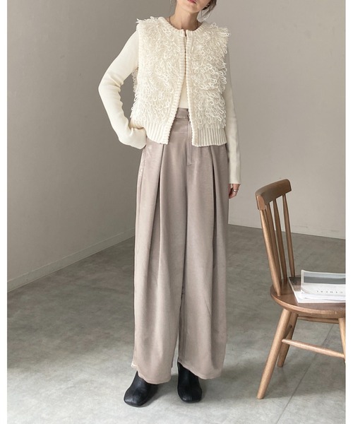 She's Closet(シーズクローゼット)の「ショート丈ループ編みフリンジニットベスト(ベスト・レディース・ブラウン/チャコールグレー/アイボリー/ブラック・FREE)」の12枚目の写真