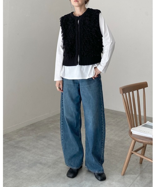 She's Closet(シーズクローゼット)の「ショート丈ループ編みフリンジニットベスト(ベスト・レディース・ブラウン/チャコールグレー/アイボリー/ブラック・FREE)」の13枚目の写真