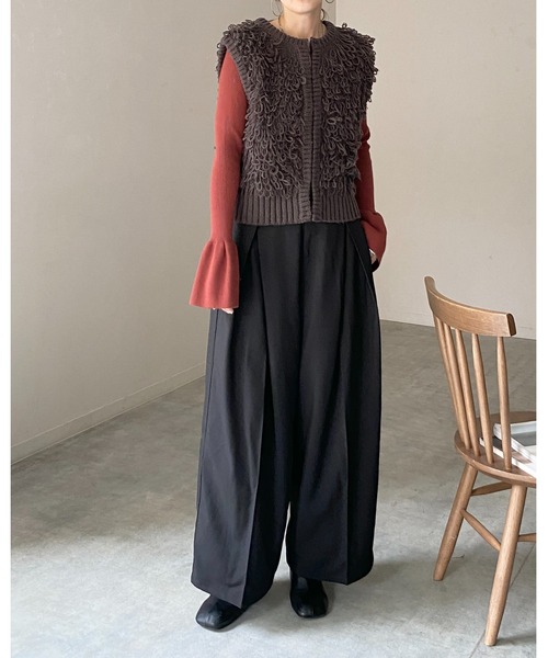 She's Closet(シーズクローゼット)の「ショート丈ループ編みフリンジニットベスト(ベスト・レディース・ブラウン/チャコールグレー/アイボリー/ブラック・FREE)」の18枚目の写真