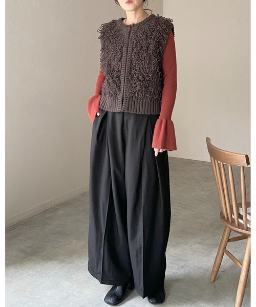 She's Closet(シーズクローゼット)の「ショート丈ループ編みフリンジニットベスト(ベスト・レディース・ブラウン/チャコールグレー/アイボリー/ブラック・FREE)」の20枚目の写真