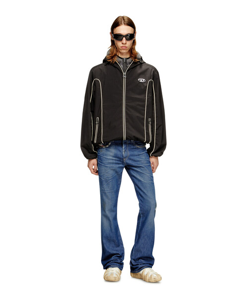 DIESEL（ディーゼル）の「メンズ デニムパンツ BOOTCUT 1998 D-BUCK L.30（デニムパンツ・メンズ・インディゴブルー・32inch/34inch/30inch/28inch/26inch）」の4枚目の写真