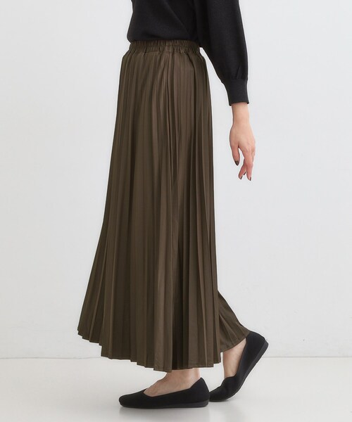 DRESKIP(ドレスキップ)の「【着丈選べる】きれいめにもカジュアルにも レザー調プリーツスカート(スカート・レディース・ブラック/ナチュラル/ブラウン系その他・00/11)」の8枚目の写真