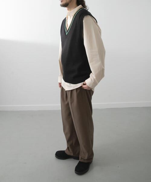 ITEMS URBANRESEARCH（アイテムズ アーバンリサーチ）の「ウール混チルデンVネックニットベスト（ベスト・メンズ・オフホワイト/ブラック・MEDIUM/LARGE）」の14枚目の写真