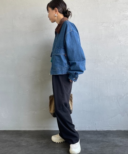 UNIVERSAL OVERALL（ユニバーサルオーバーオール）の「[UNIVERSAL OVERALL/ユニバーサルオーバーオール] 別注 ショート丈ワークジャケット（カバーオール・レディース・グレイッシュベージュ/ワンウォッシュ/インディゴブルー/ブラウン・F）」の21枚目の写真