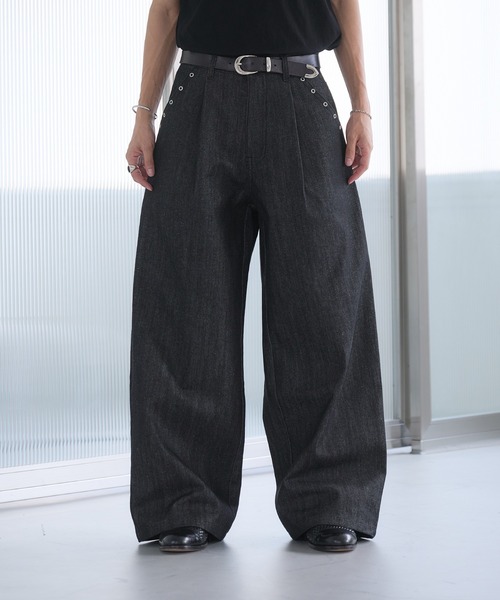 Adoon plain（アドーンプレーン）の「Eyelet One-Tuck Rigid Wide Denim Pants / ハトメ1タックリジットワイドデニム（デニムパンツ・メンズ・ブラック/インディゴブルー・LARGE/SMALL/MEDIUM）」の17枚目の写真