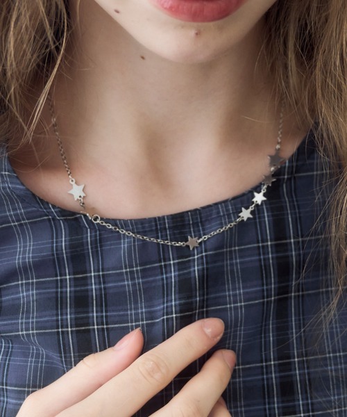 Birthday room(バースデイルーム)の「スターチェーンネックレス/star chain necklace(ネックレス・レディース・シルバー・FREE)」の3枚目の写真