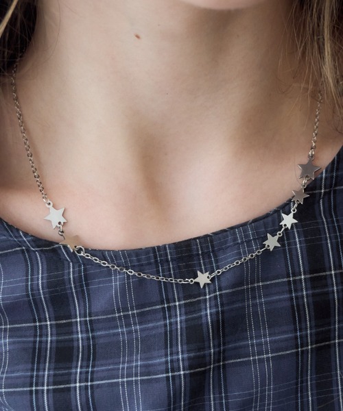 Birthday room(バースデイルーム)の「スターチェーンネックレス/star chain necklace(ネックレス・レディース・シルバー・FREE)」の4枚目の写真