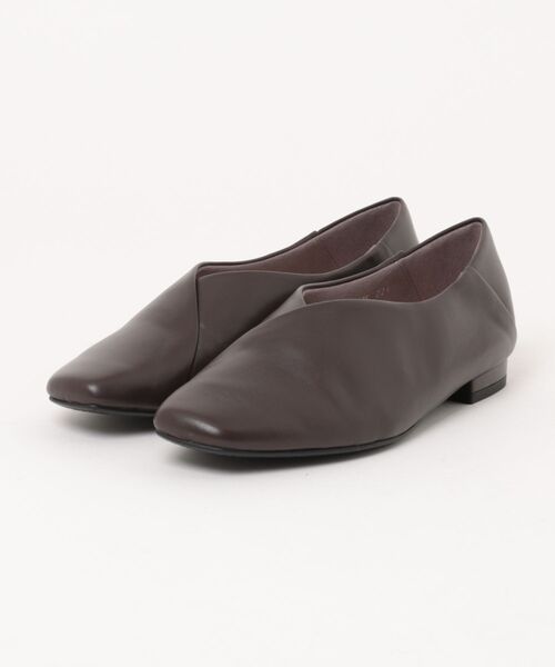 UnReef(アンリーフ)の「カバードスリッポンシューズ(パンプス・レディース・ブラック/ダークブラウン・22.5cm/23.5cm/24.0cm/24.5cm/23.0cm)」の2枚目の写真